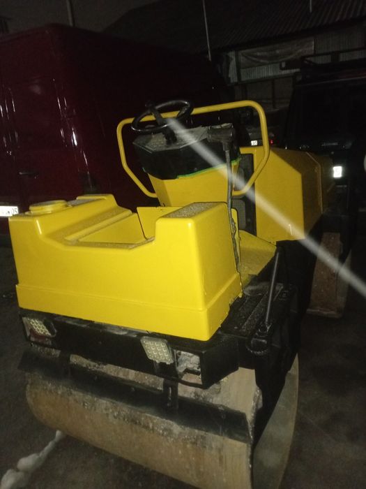 Каток дорожная работа