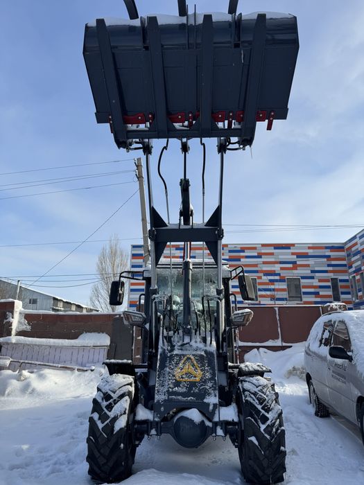 Погрузчик SQMG 930