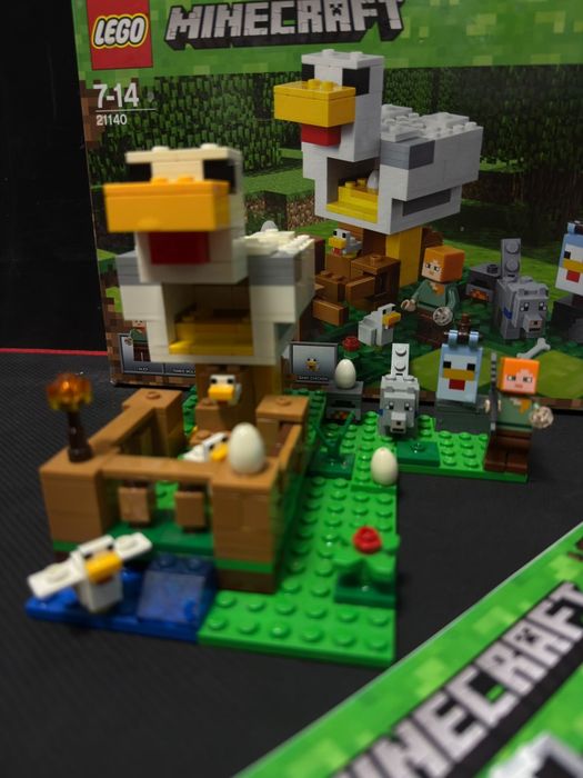 Lego minecraft chicken coup