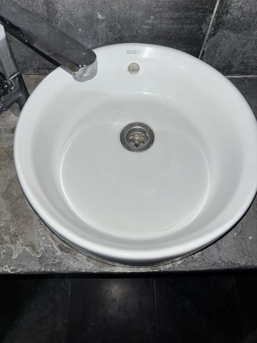 Продам раковину б/у 2 штуки