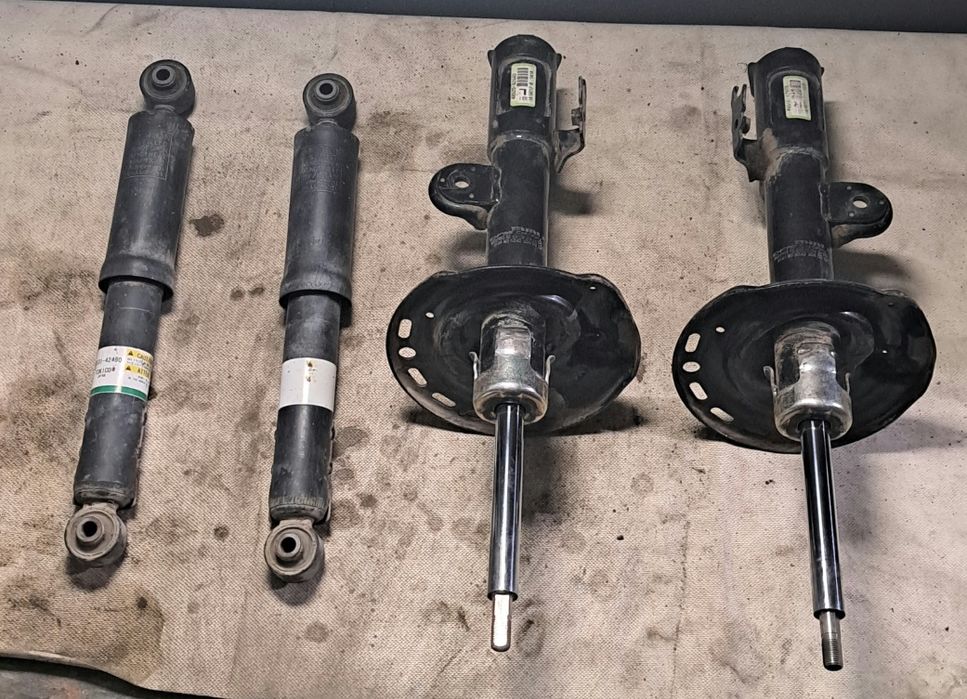 Амортизаторы на toyota RAV 4