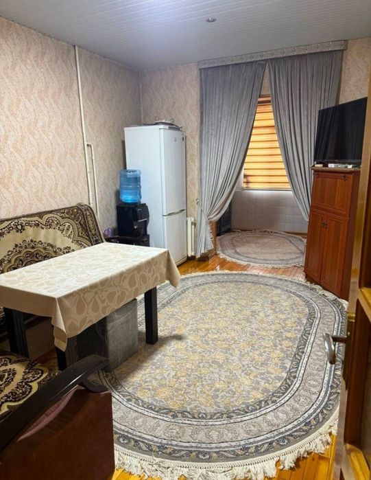 Продаётся квартира Юнусабад 10кв 4/4/5