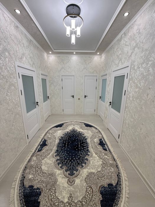 5-mikda 3 xonalik uy sotiladi