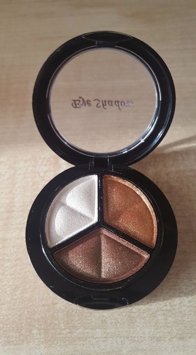 Сенки за очи с огледало и апликатор