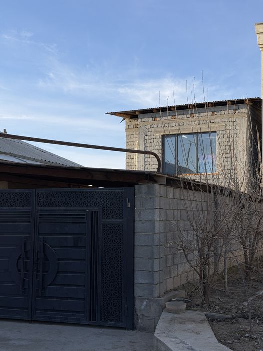 Продается 2 дома на одном участке!