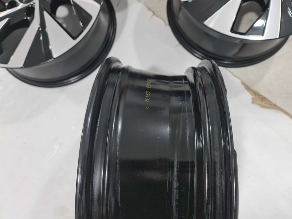 Jante 17 originale VW Tiguan MG HS ZS Skoda Karok 5x112