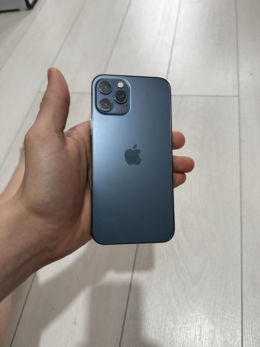 Продам iphone 12 pro 128
