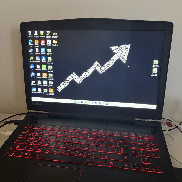 Геймърски лаптоп Lenovo Legion Y520 GTX 1060 6GB i7 7700HQ 16 Ram