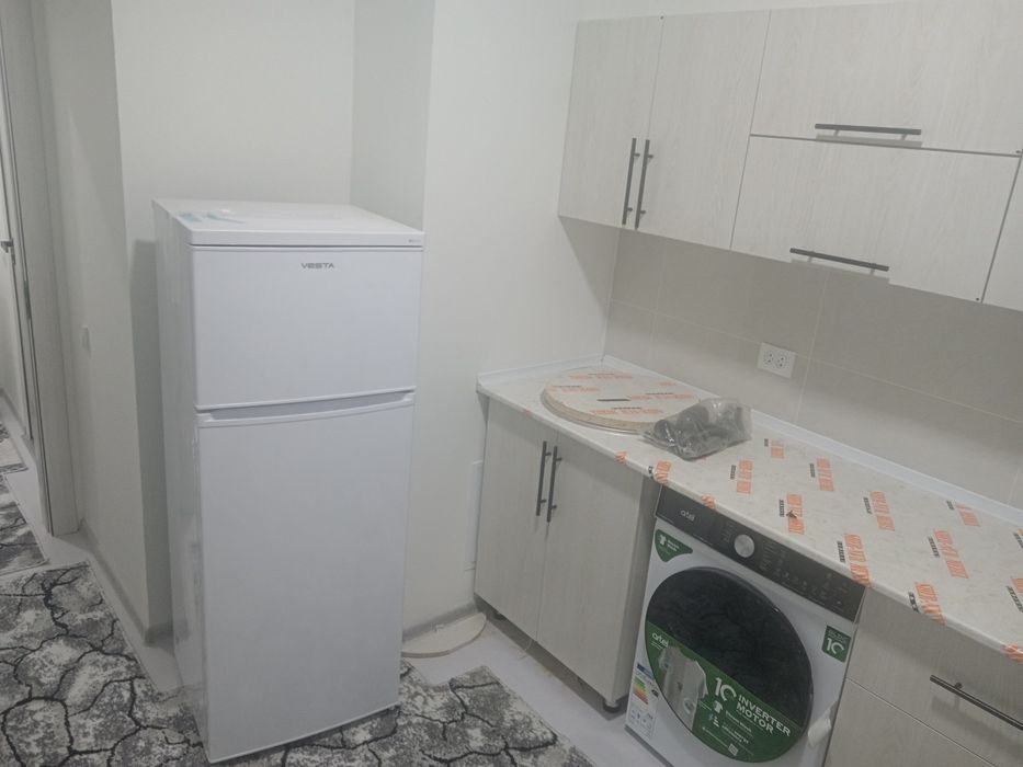 Тошкент вилояти Нурафшон шахар (Тойтепа) кв сотилади