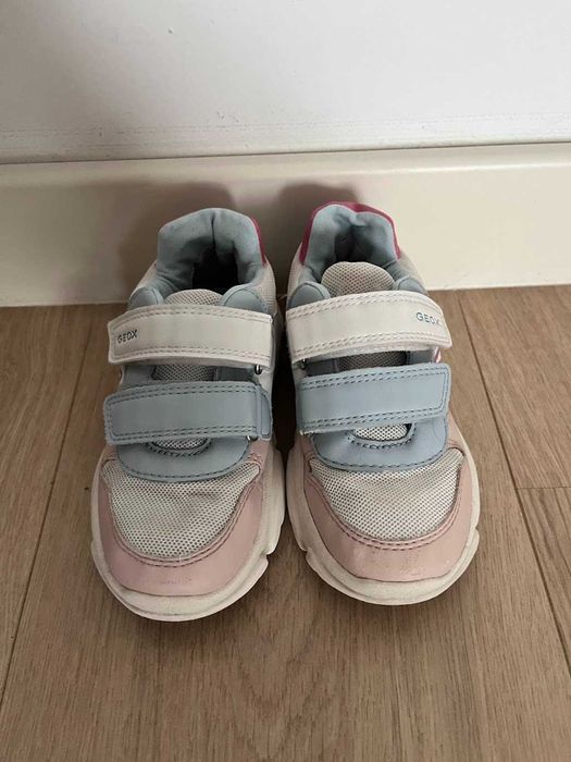 Adidași Geox mărimea 26