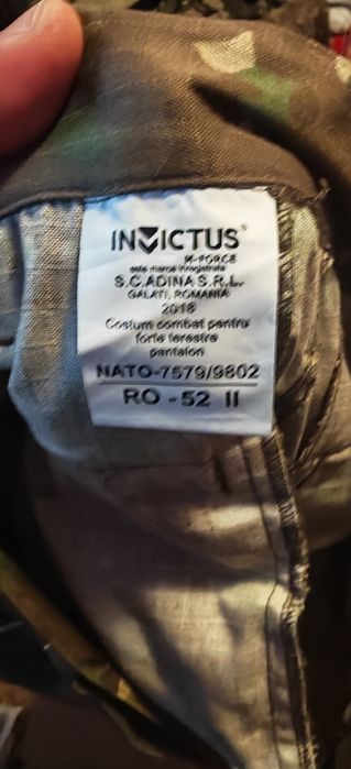 Tricouri militare