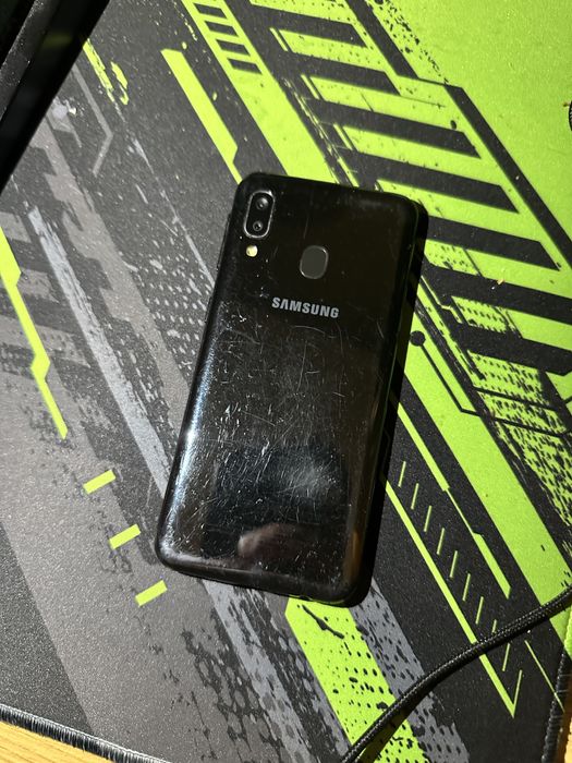 Samsung galaxy A20e 32Gb