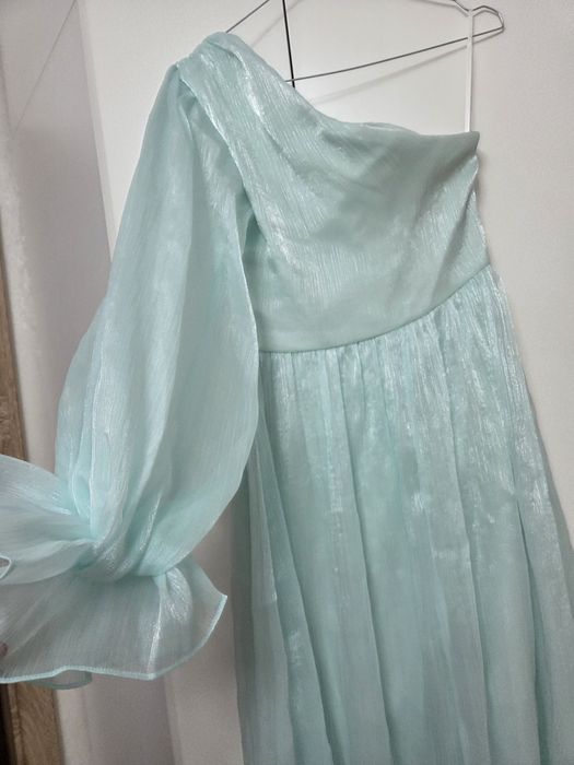 Официална рокля размер ХС-С 39 евро и други рокли