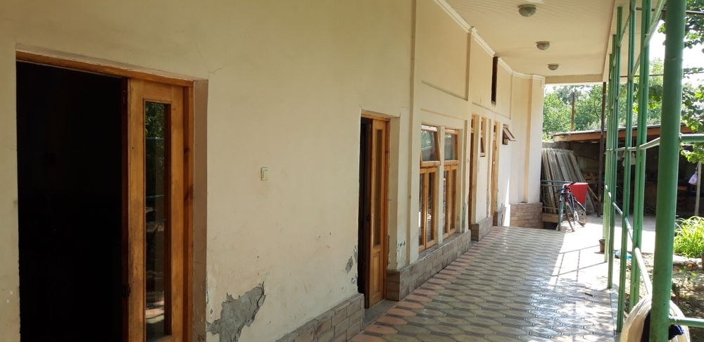 Ховли сотилади шахарри маркази