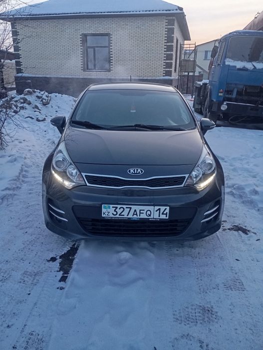 Автомобиль Киа рио