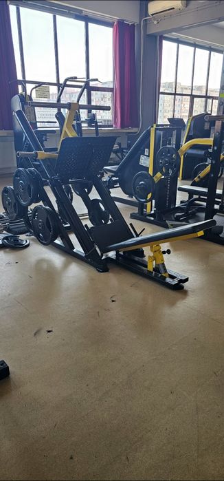 Aparate fitness hammer strenght , statie mutifunctionala, presa picioare