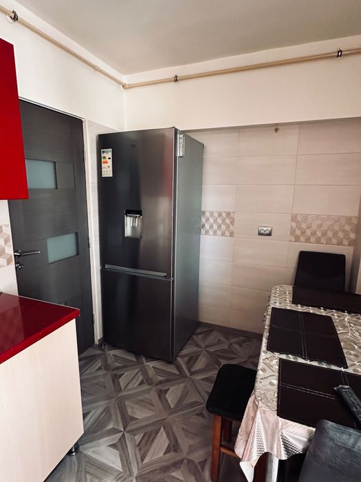 Închiriez apartament 2 camere 57 mp, etaj 4 cu lift