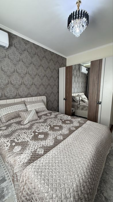 Просторная 4-комнатная квартира с ремонтом в Карасу 6