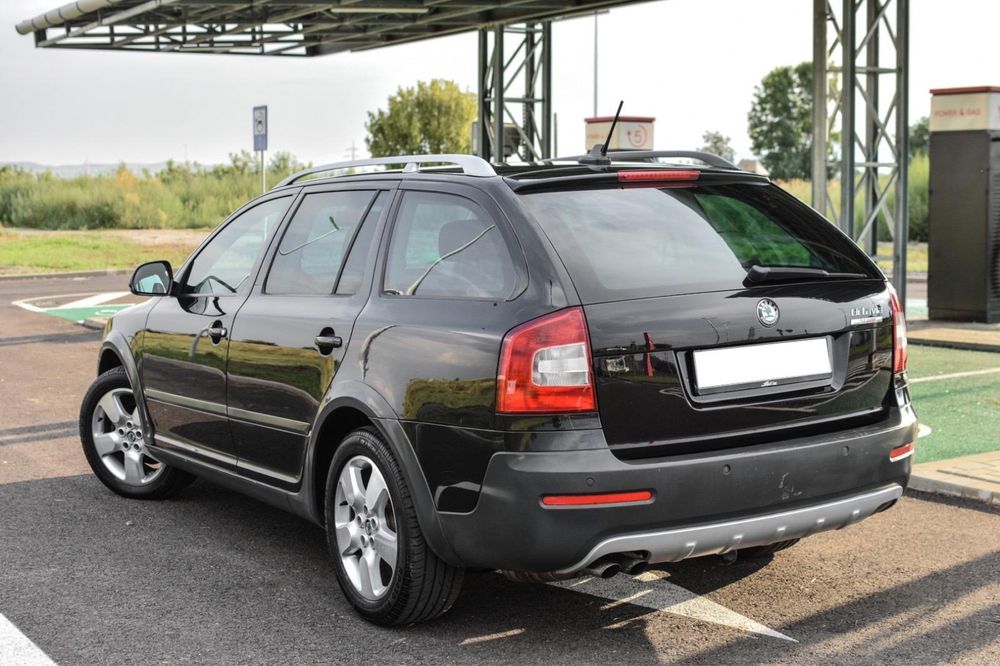 SKODA Octavia 2013 — imagine 3