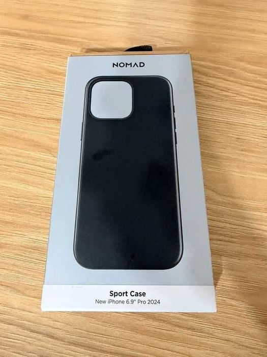 Husă Nomad Sport Case iPhone 16 pro Max black