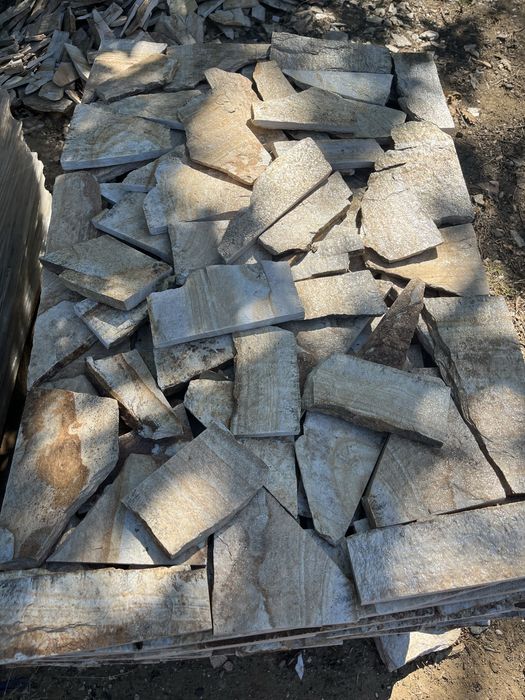 Естествен камък гнайс за облицовка ,настилка декорация