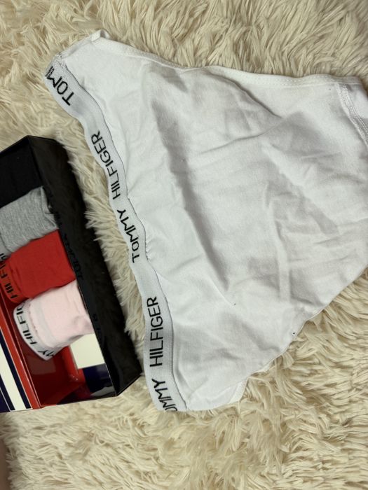 Set de 5 perechi chiloti Tommy Hilfiger M si L
