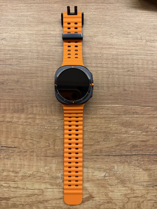 Samsung Galaxy Watch Ultra - Titanium Gray