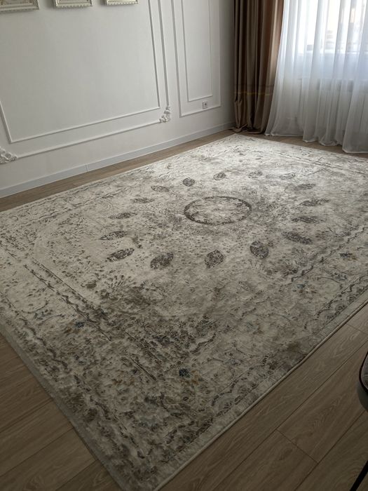 Продам  Иранский ковёр