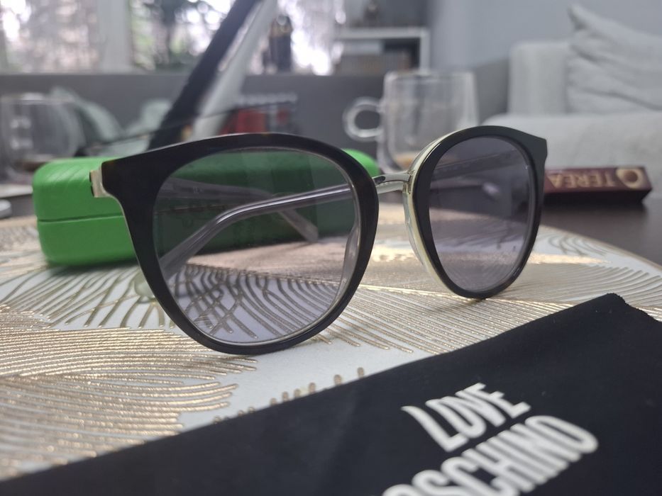 Слънчеви очила moschino