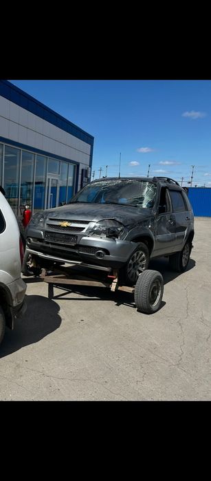 В Разборе Нива шеврале по технике все исправно