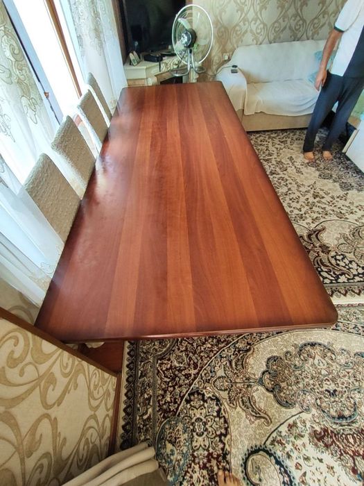 Мебель стол и стулья  Б/У