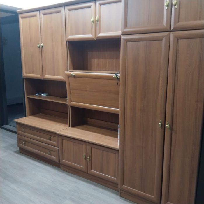 Продается стенка б/у