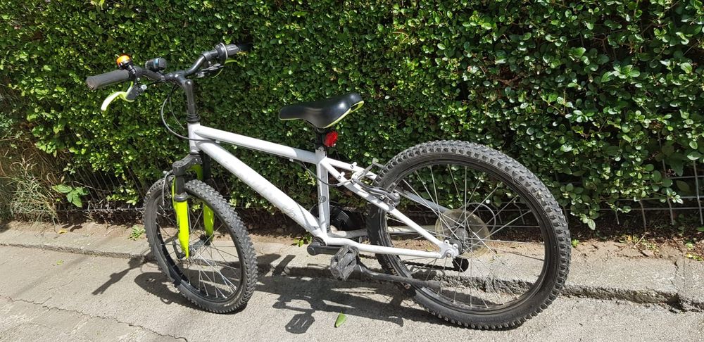 Vand bicicleta copii (6-9 ani)