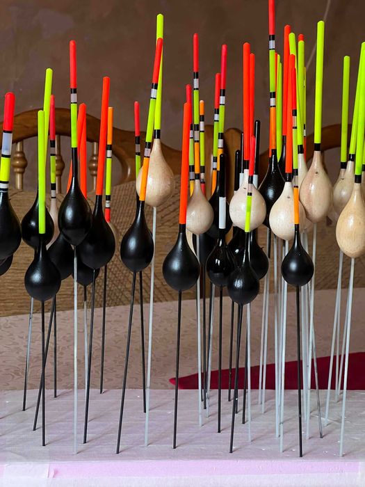 Vînd plute de pescuit lemn balsa de la 6 g pînă 14 g