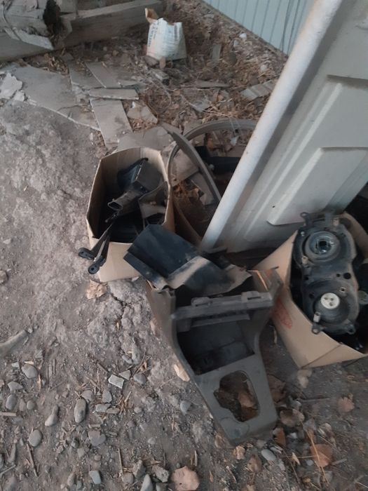 Продам запчасти бмв е28