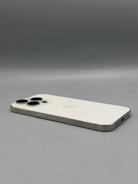 iPhone 15 Pro, 256 GB, Baterie 91% , 394 Cicluri, White Titanium