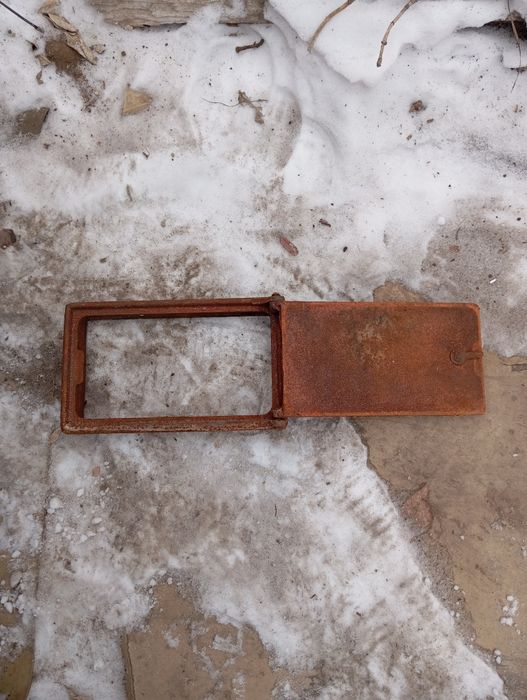 Продам!!!Дверца для поддувала