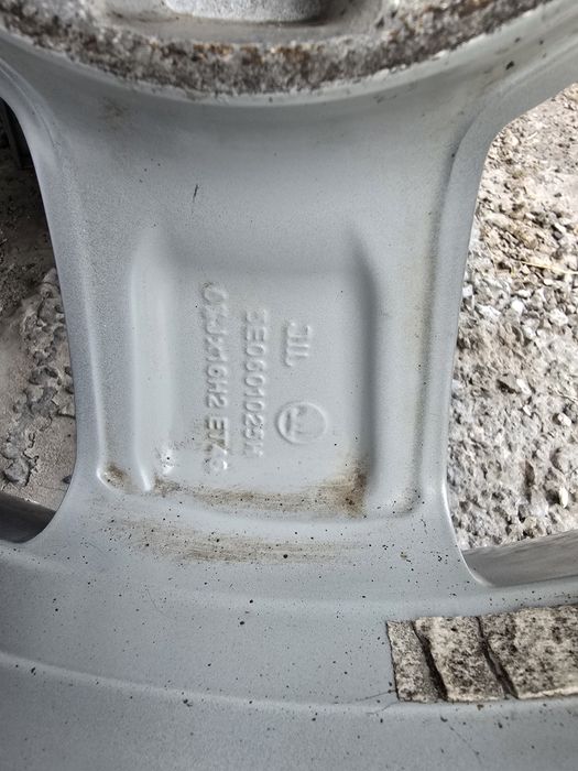 Продам зимние колеса в сборе