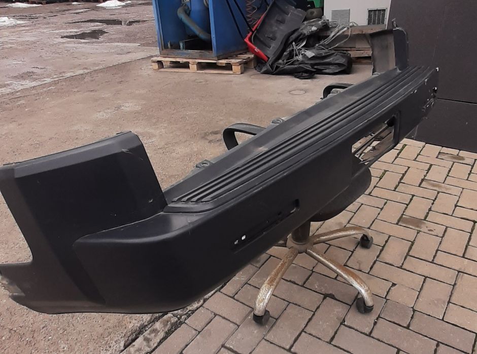 Задний бампер на Range Rover  DISCOVERY