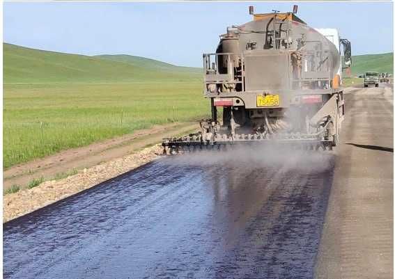 Автогудронатор, битумный распределитель, асфальтная спецтехника, HOWO