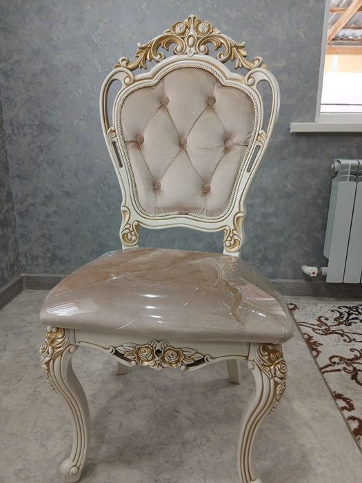 Продам стол со стульями