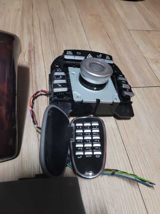 Продам Накладку заднего дефлектора Mercedes w221