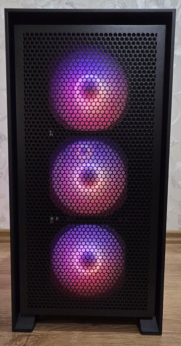 Геймърски компютър Ryzen 5 5500, RTX 3060TI, 16 RAM