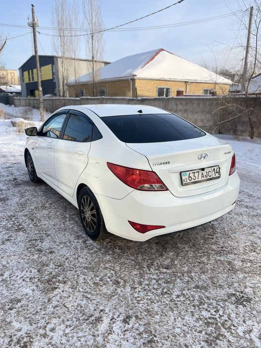 Продам Hyndai accent 2015