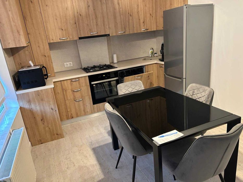 Apartament de închiriat în Borhanci cu parcare exterioară