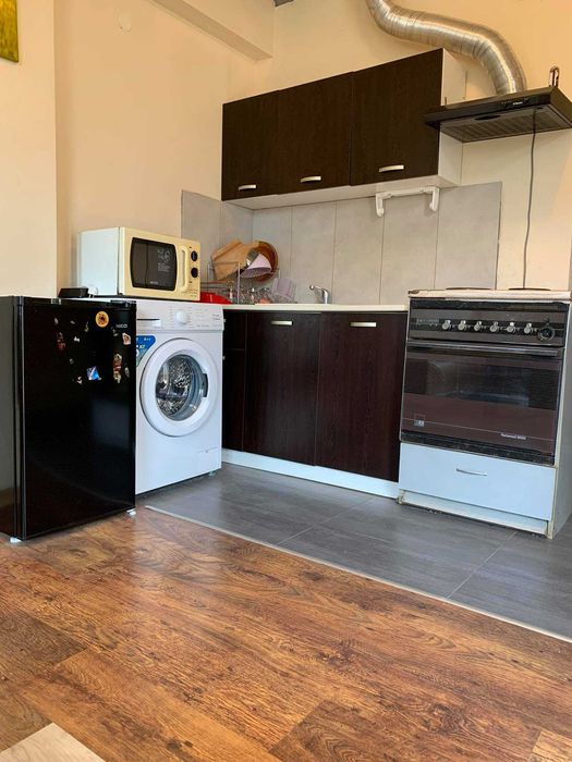 Дава се под наем Двустаен апартамент в Бургас, Меден рудник - зона А - 35 кв.м за 168.3 € - Снимка #2