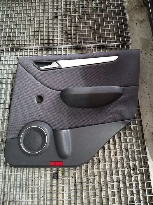 Fata tapiterie usa dreapta spate mercedes a class w169 t245445018 3680579g61