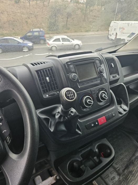 Peugeot Boxer L2H2

Motorizare 1997 cmc 130HP

Combustibil Diesel

Km