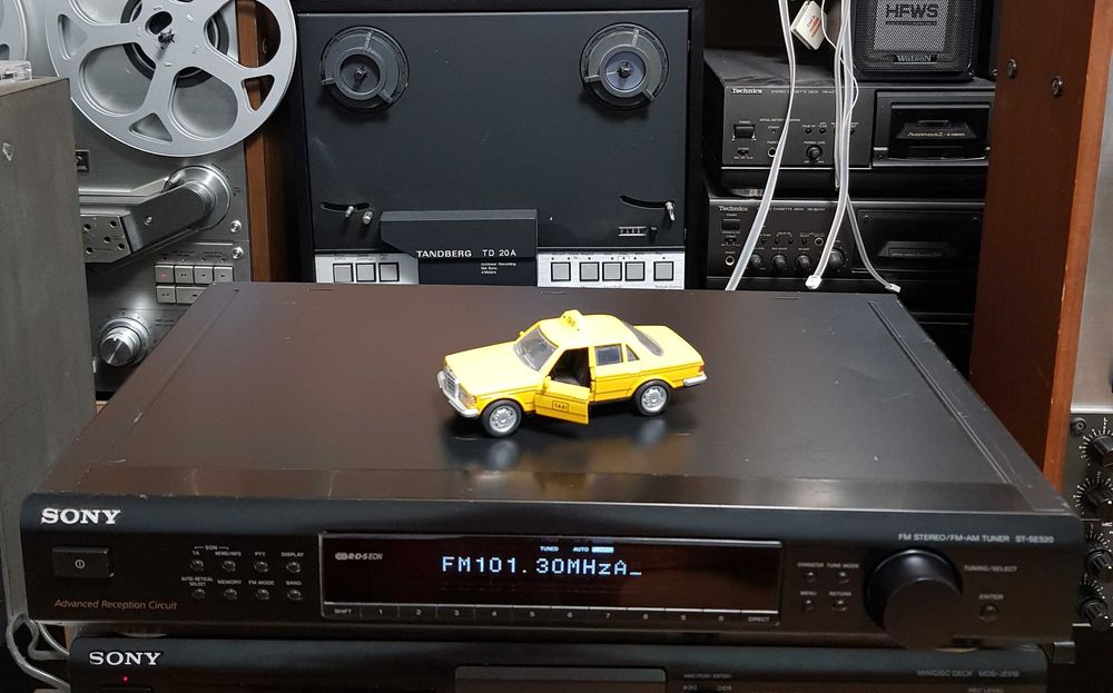 Tuner Deck Audio Radio Stereo Vintage SONY ST SE520 BLACK