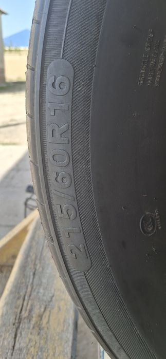 Шины летние б.у 215/60/16